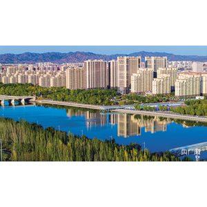 昆都仑区：蓝天碧水共生图景