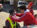 爱心温暖包头环卫工人